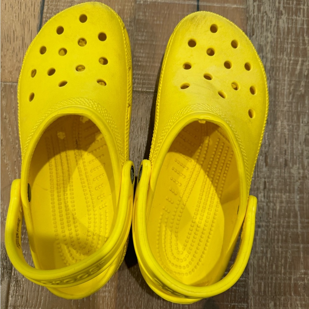 Crocs